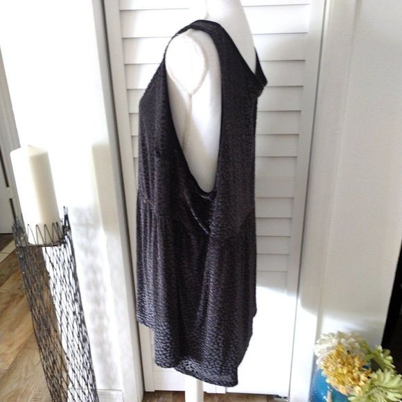 NWT 5X Torrid Peplum Leopard Burnout Velvet Sleeveless Blouse - Picture 6 of 9
